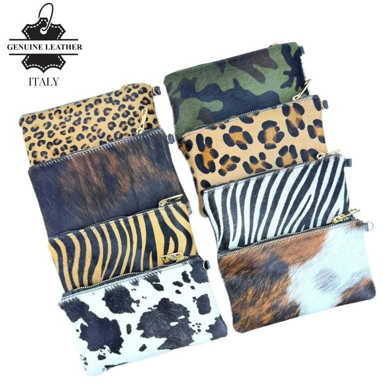 Portafoglio in pelle italiana con pelliccia, design con stampa animalier