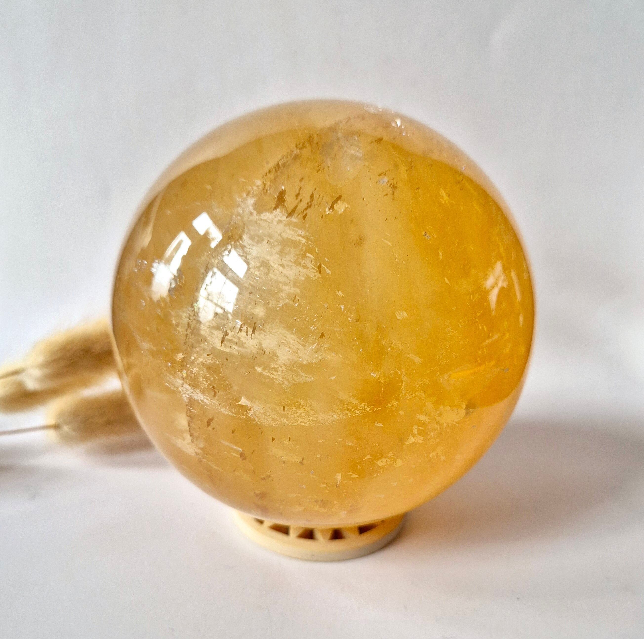 Sfera di fluorite gialla (±1500 g | ±105 mm)