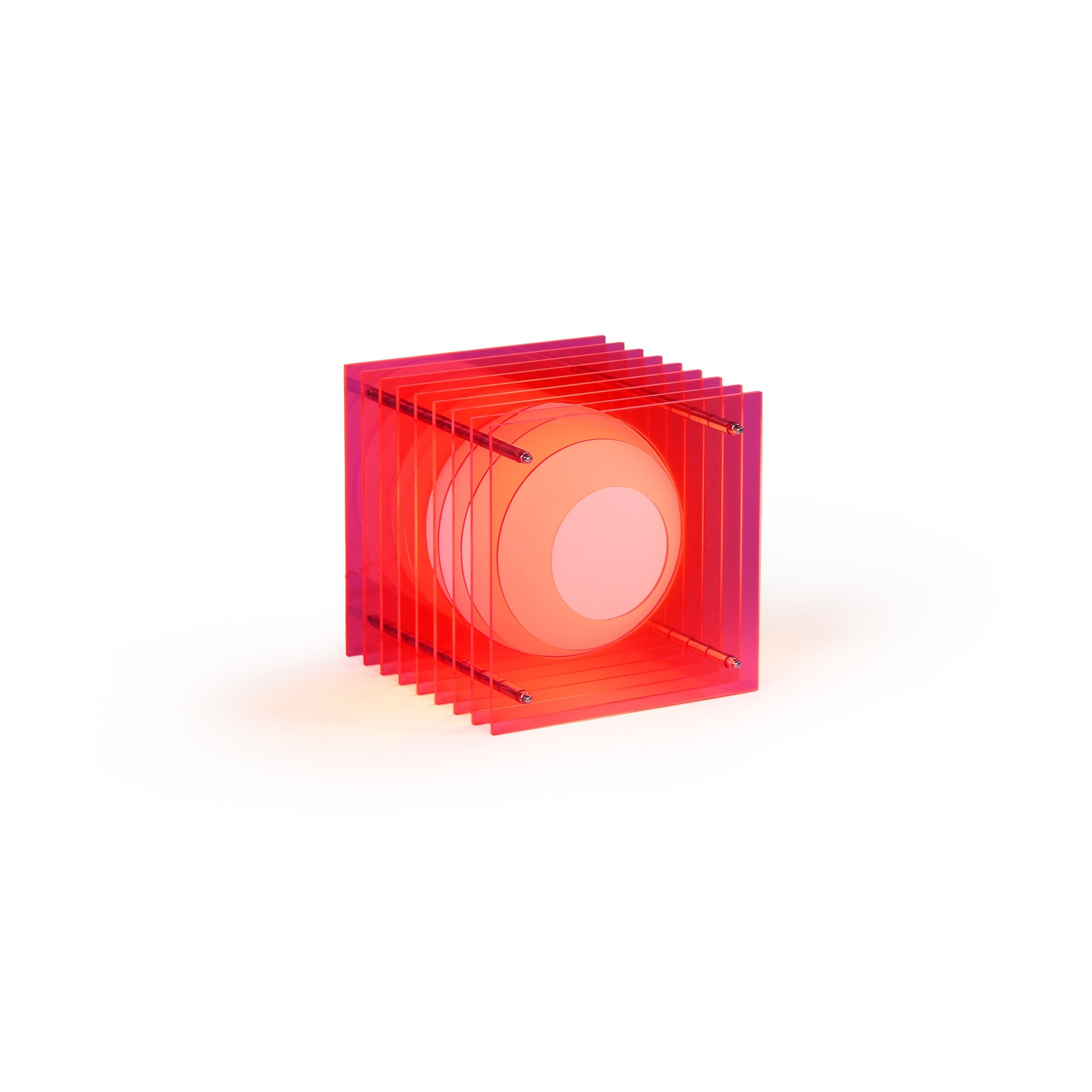 Lớp small square in electric pink acrylic CE