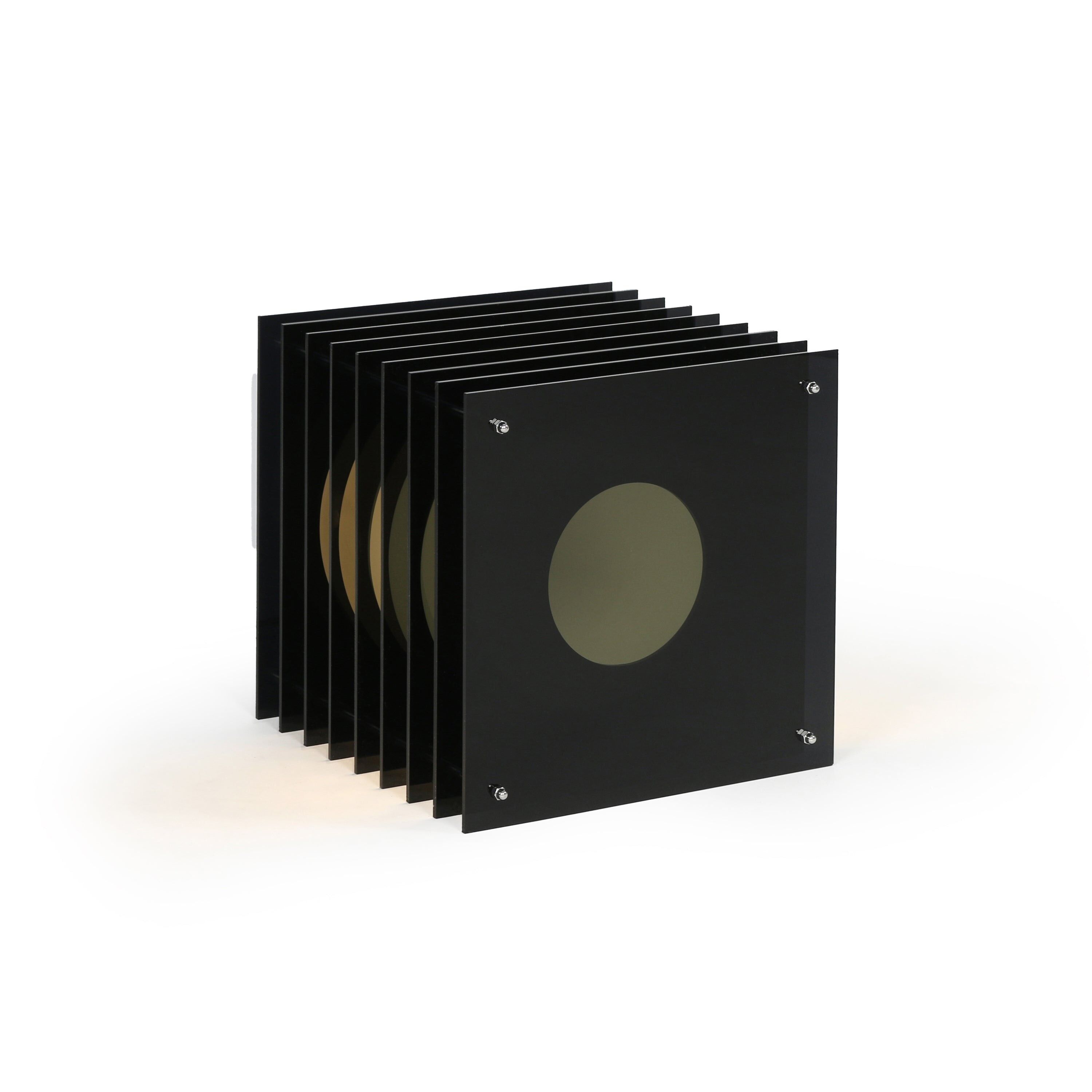 Lớp big square in dark gray acrylic CE