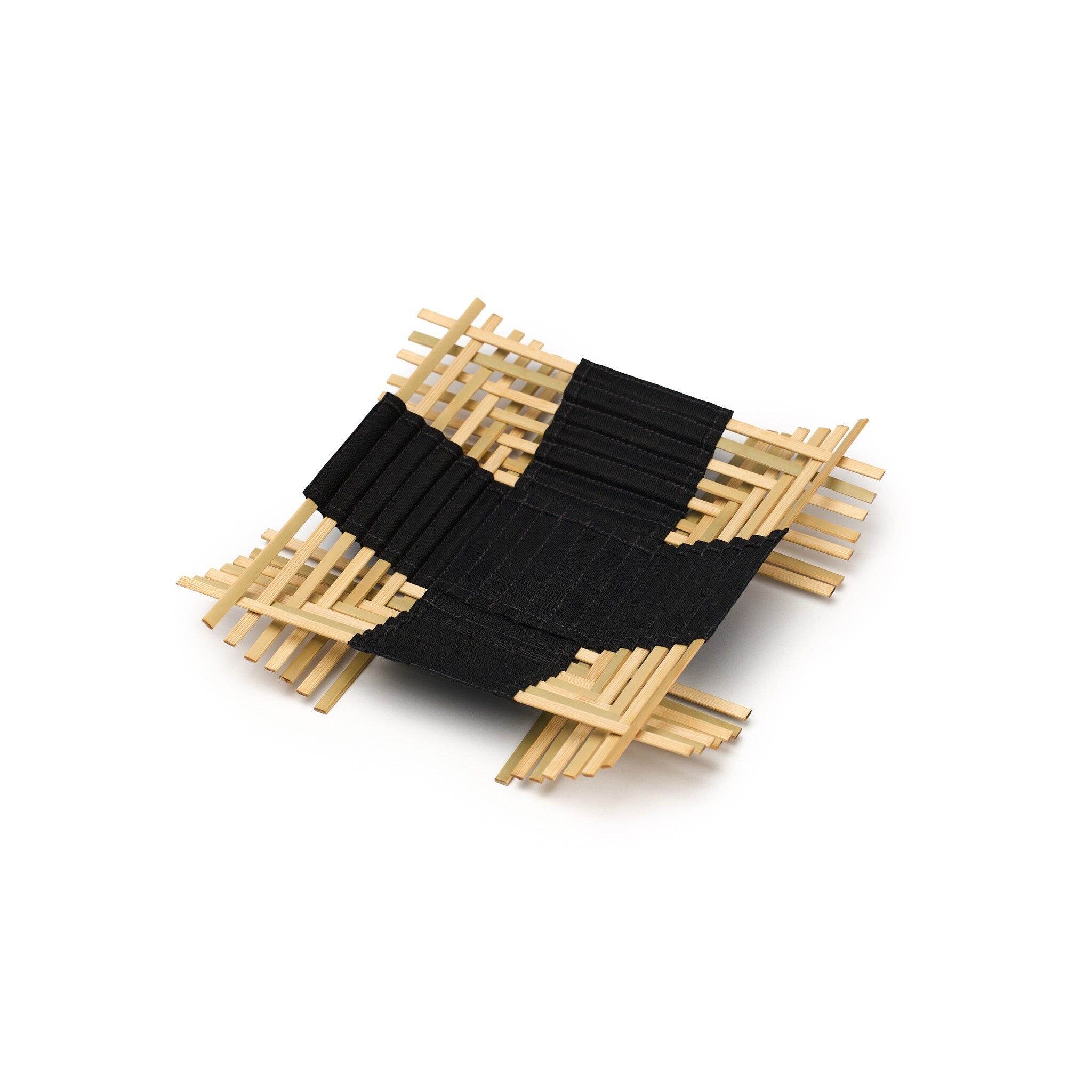 Đan Catch-all in black