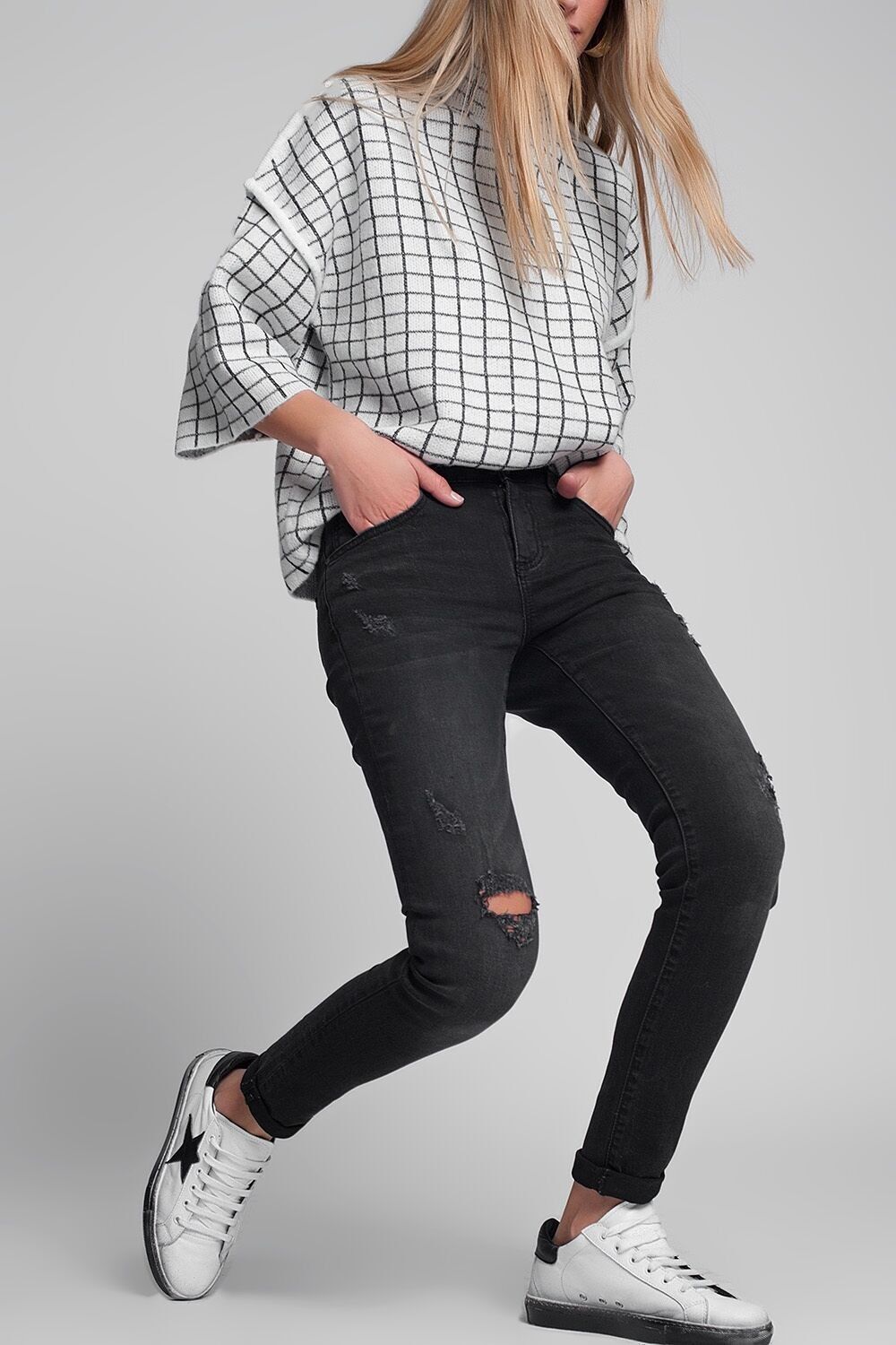 Röhrenjeans in gewaschenem Schwarz