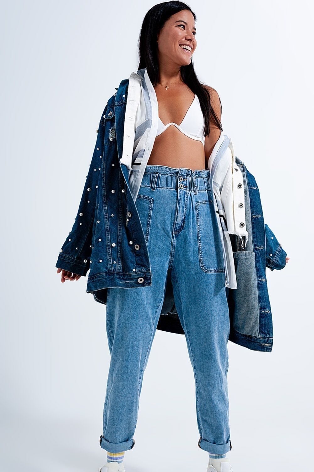 Paperbag Taille Mom Jeans in Mittelblau