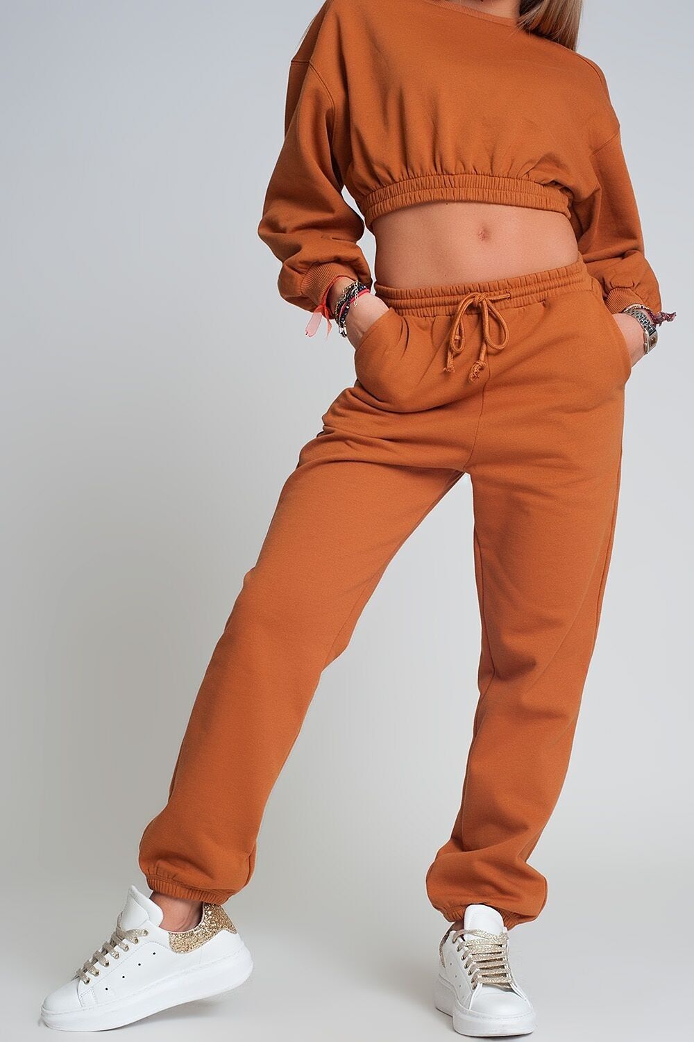 Basic sweatpants with tie waist in cotton in camel