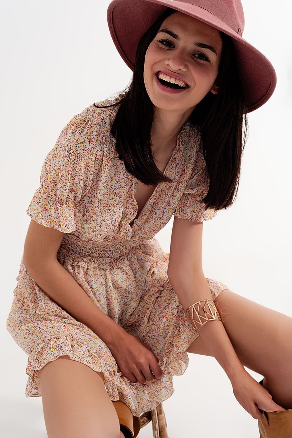 gerafftes Mini-Skaterkleid in Blumengelb