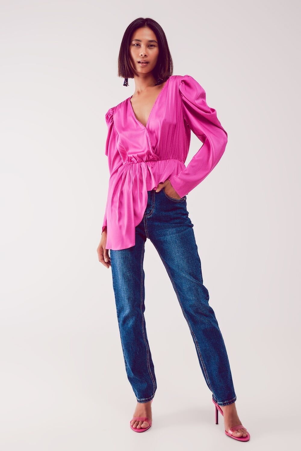 Asymmetrische Bluse mit Puffärmeln in Fuchsia