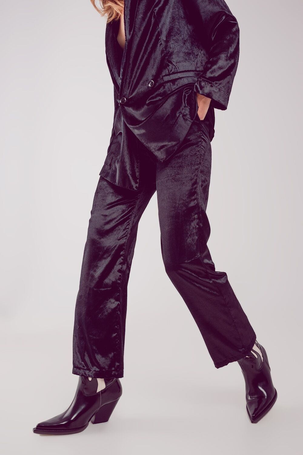 Straight leg velvet pants in black