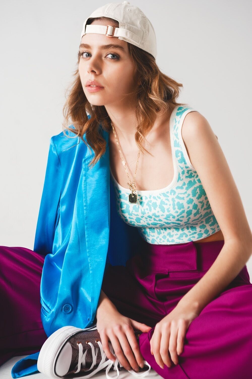 Leichtes Stricktop mit türkisfarbenem Animal-Print