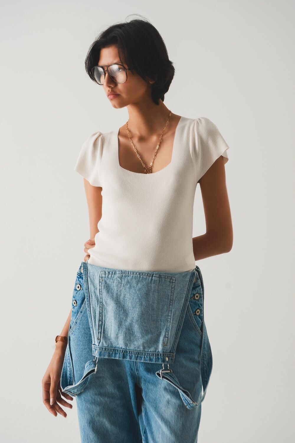 Pullover mit eckigem Ausschnitt und Puffärmeln in Creme