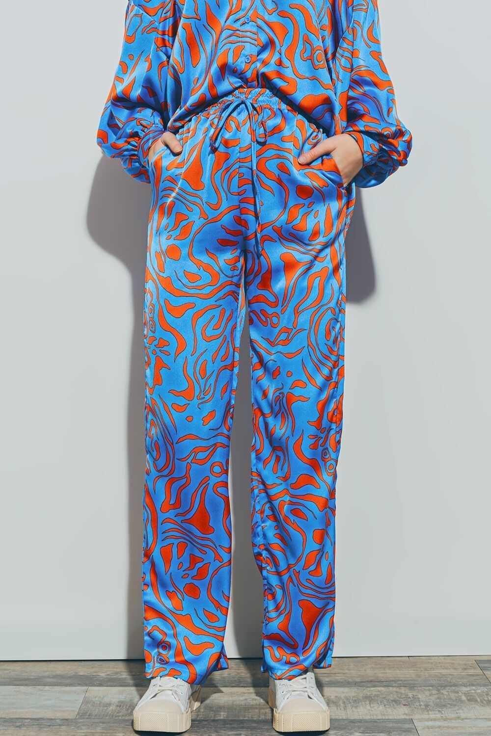 Satinhose mit elastischem Bund in Blau