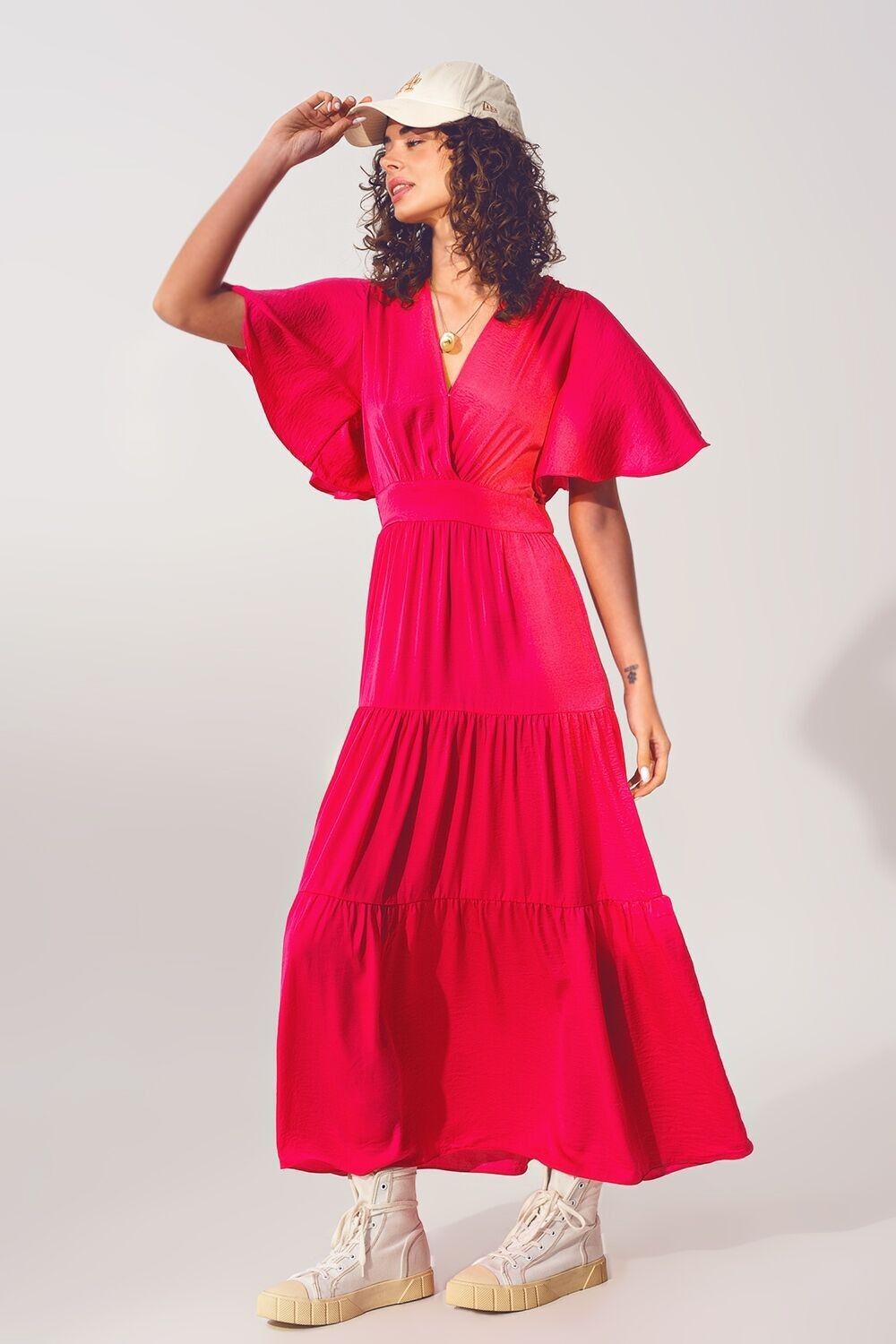 Gesmoktes Maxikleid mit V-Ausschnitt in Fuchsia