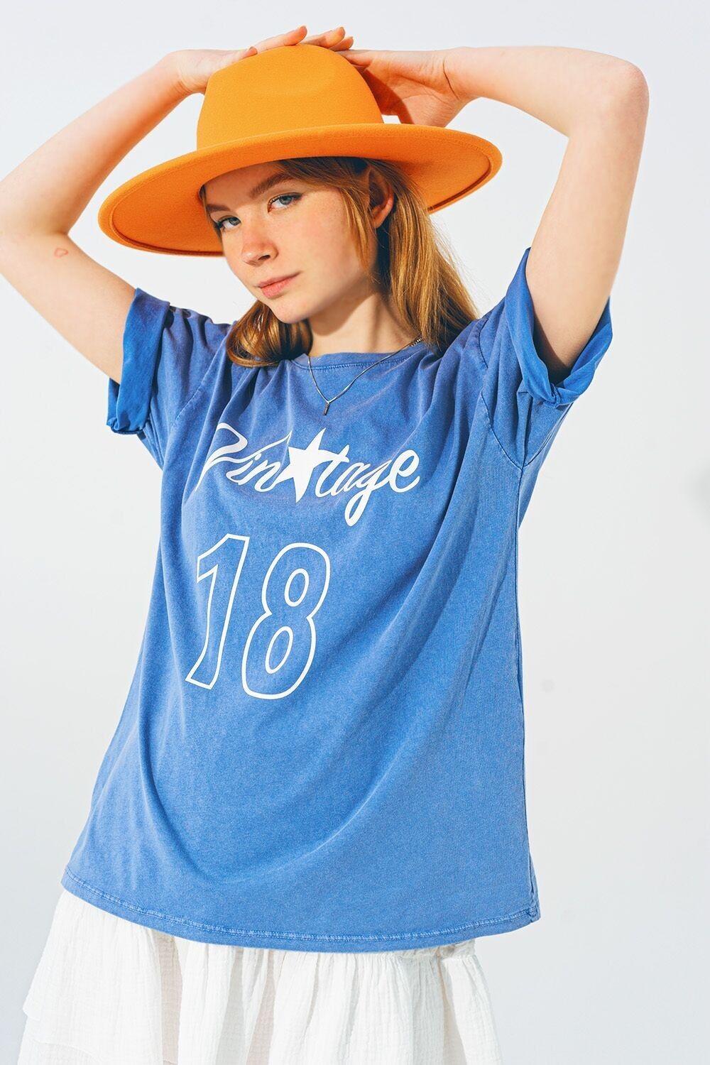 T-Shirt mit Vintage 18 Text in Blau