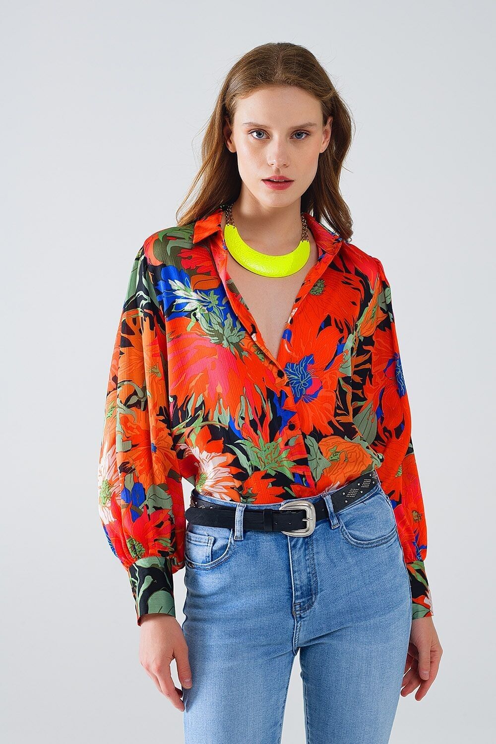 Floral Balloon Sleeves chiffon Shirt in Black