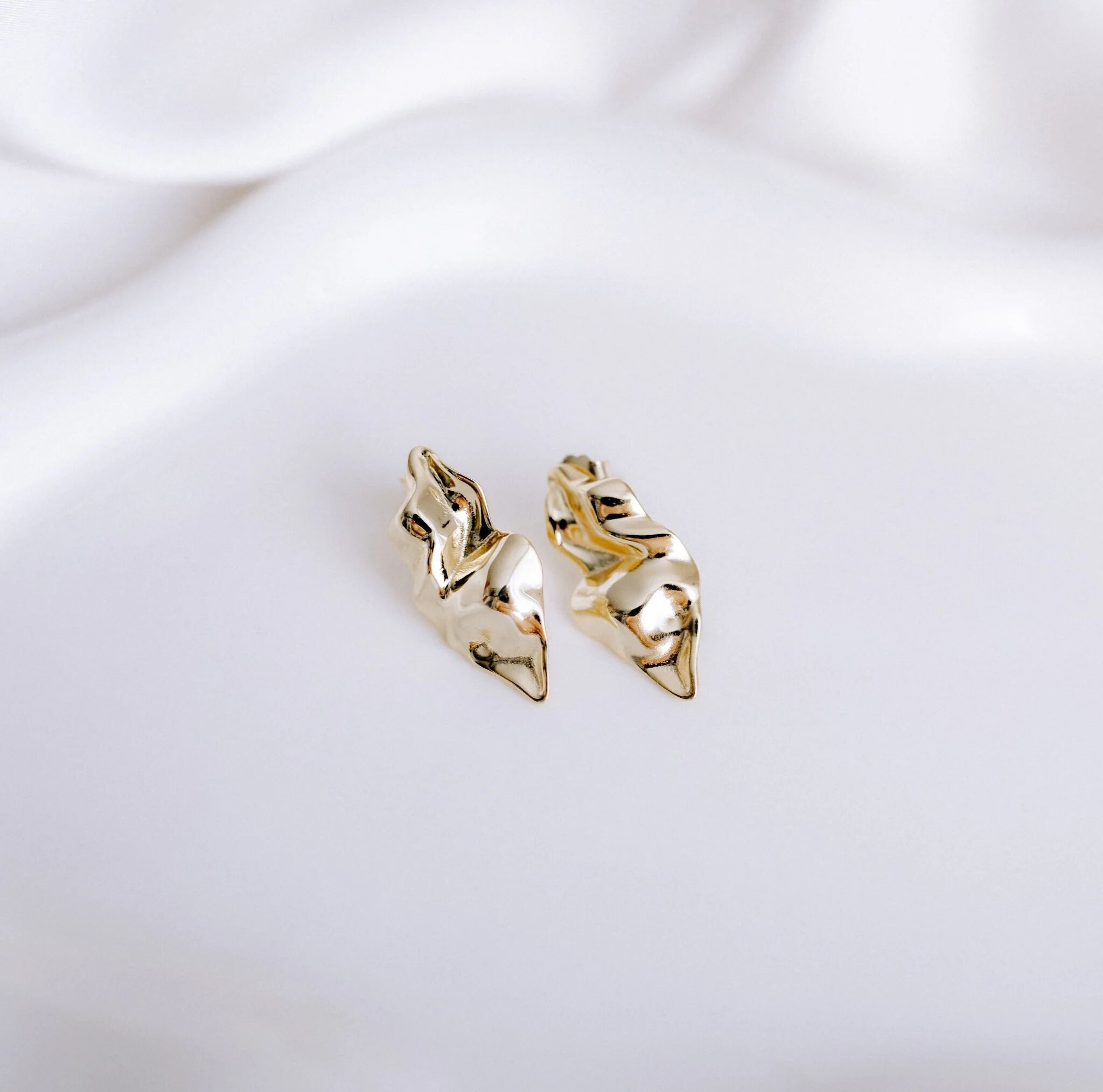 Orecchini Golden Wave, placcati oro 14k, grandiosi