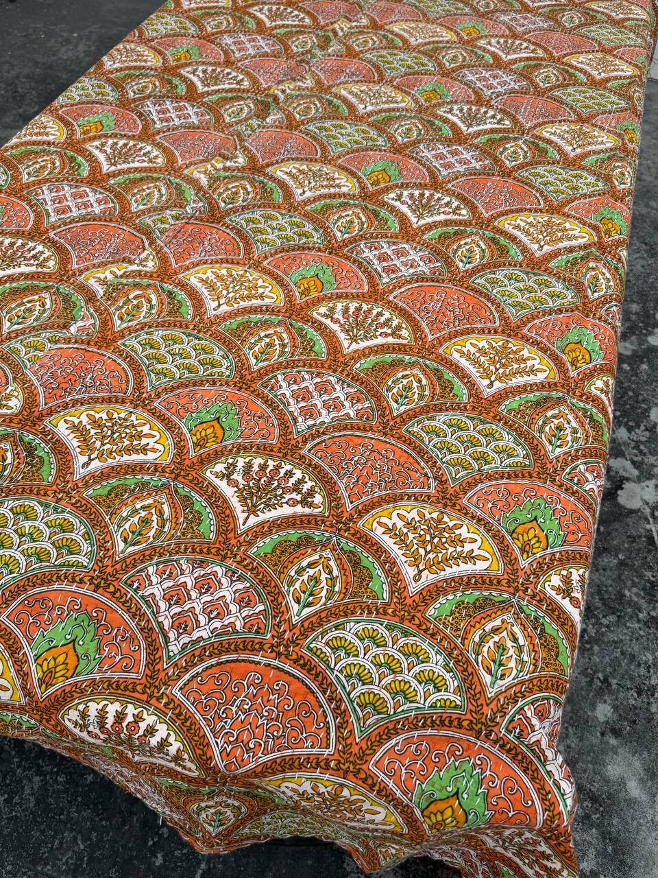 Couette Kantha en coton indien faite à la main – Réversible