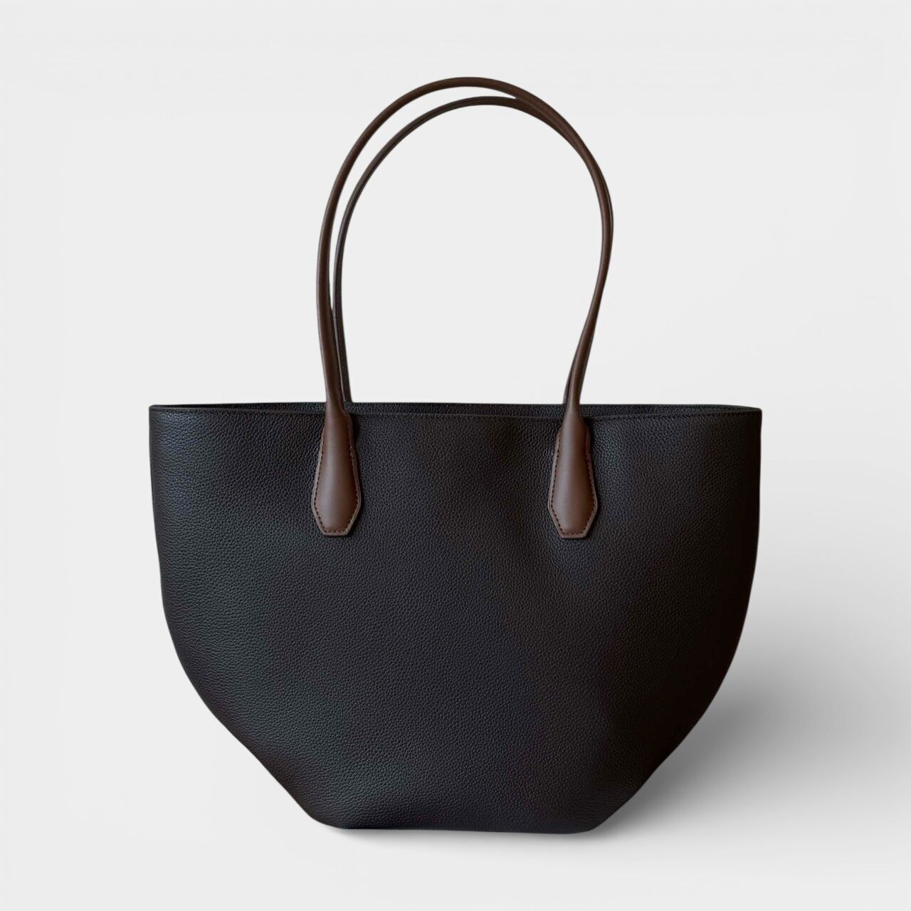 Normcore Schultertasche aus echtem Leder