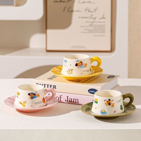 Keramiktassen mit Hundemotiven in 3 Farben