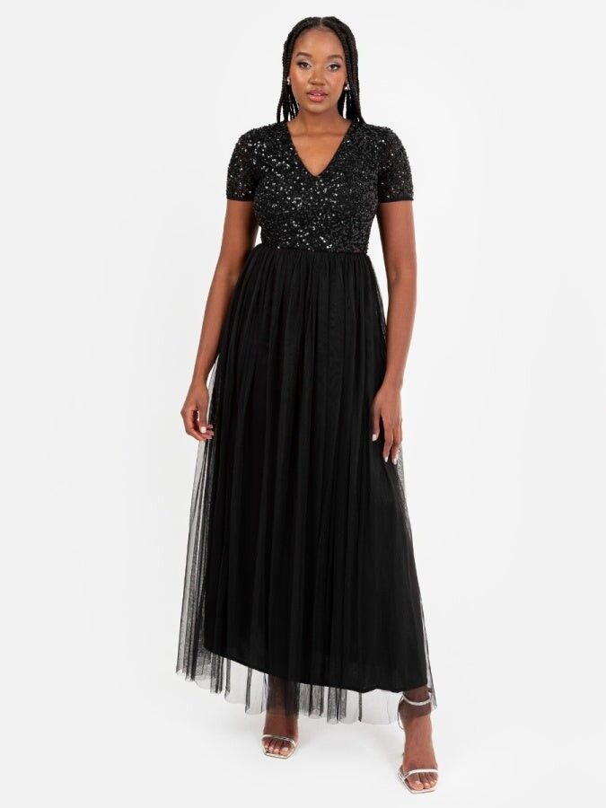 Maya Schwarzes Maxikleid mit V-Ausschnitt und Verzierungen