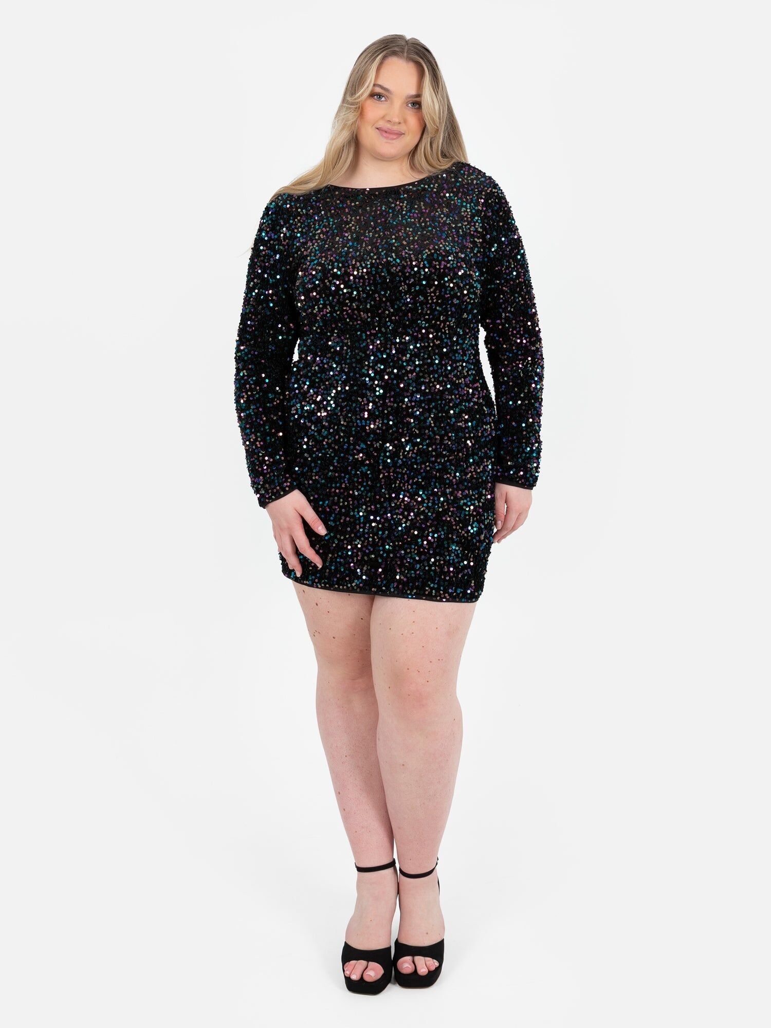 Vestido mini ajustado de terciopelo con espalda en V y adornos de Lovedrobe