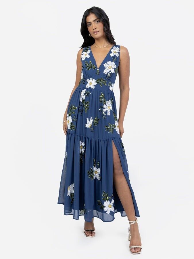 Vestido midi con escote en V y abertura con adornos florales en azul maya