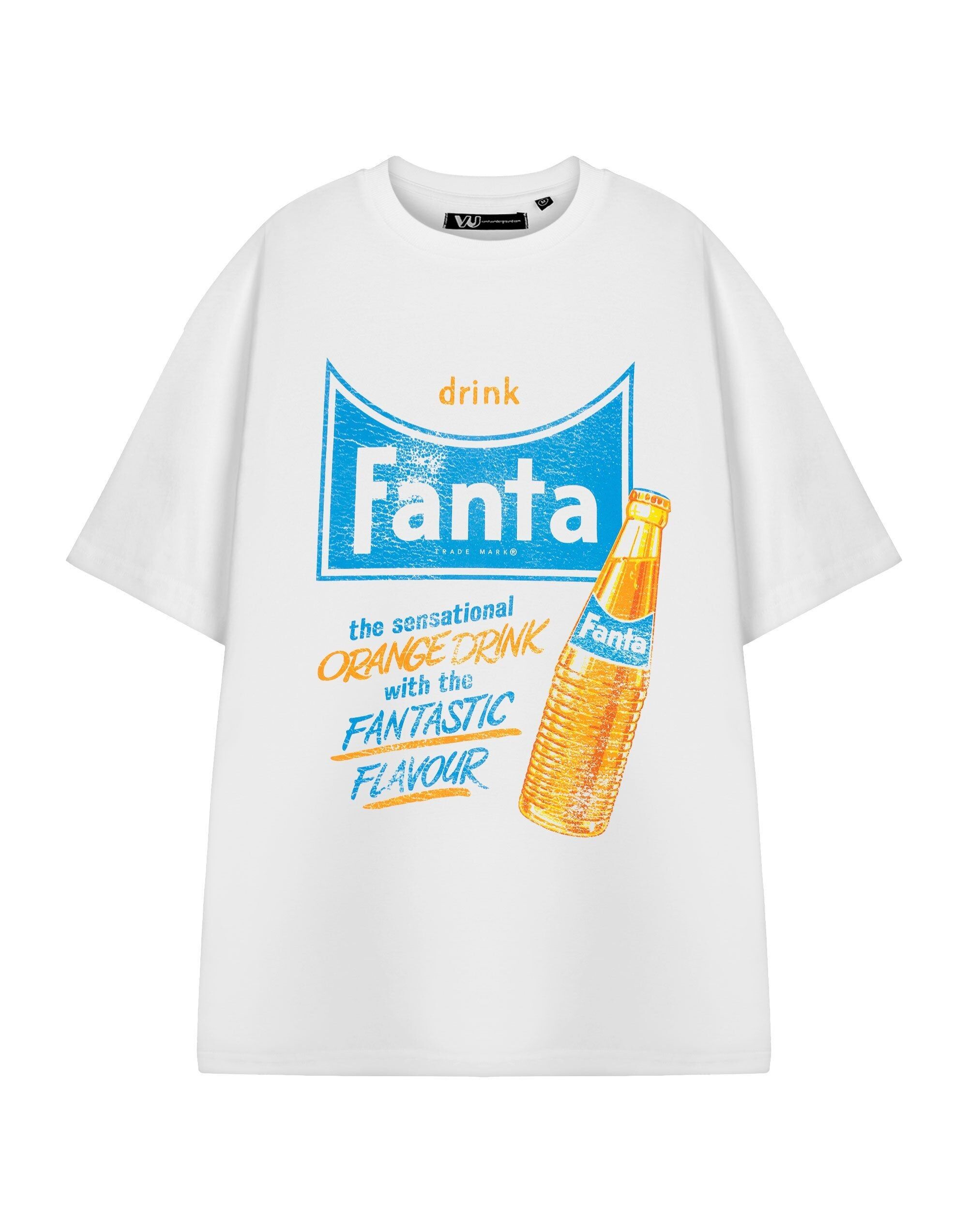 Camiseta unisex de manga corta blanca con bebida Fanta y naranja de Coca Cola