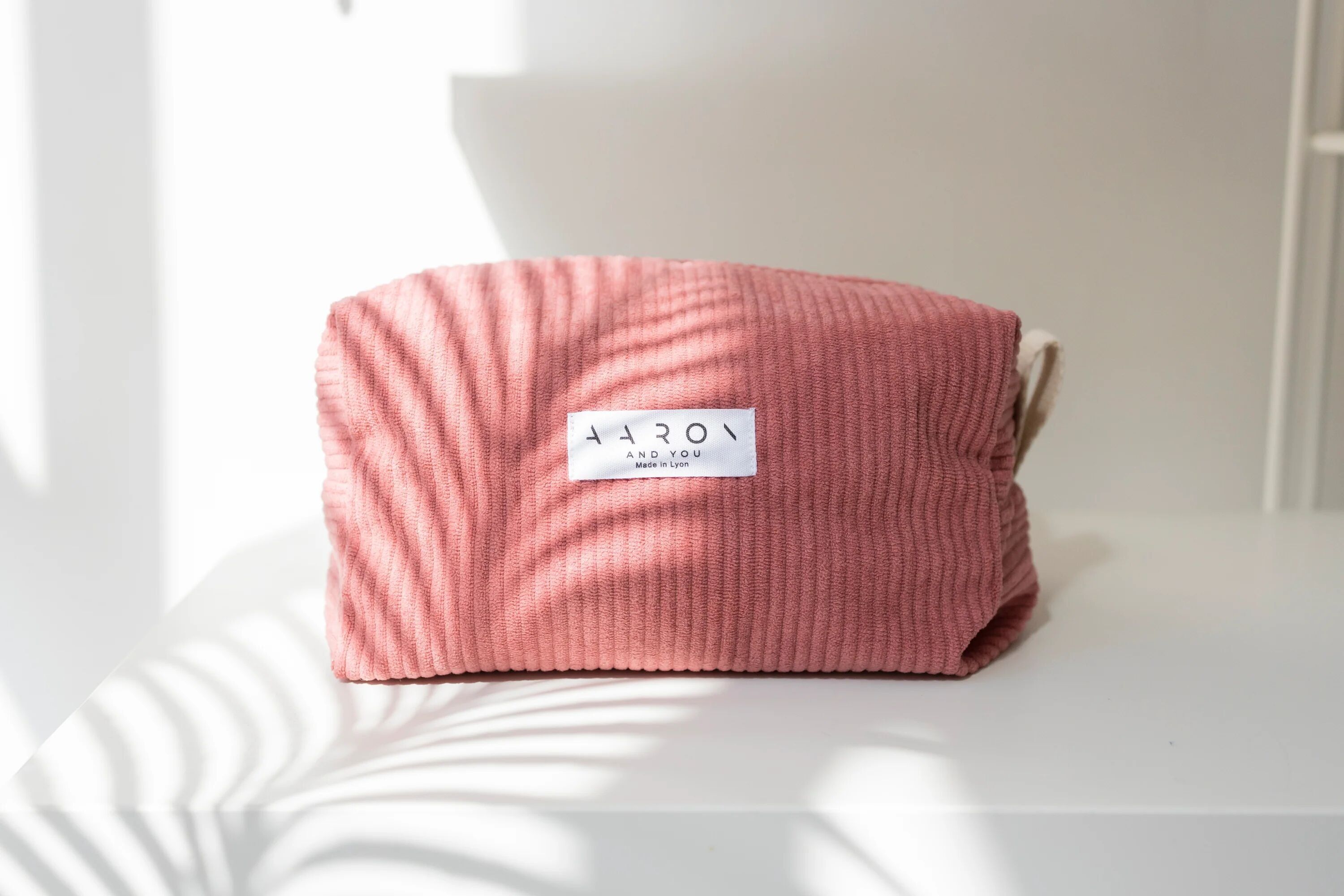 Kulturbeutel aus Cord – Hergestellt in Frankreich – Kleinserie