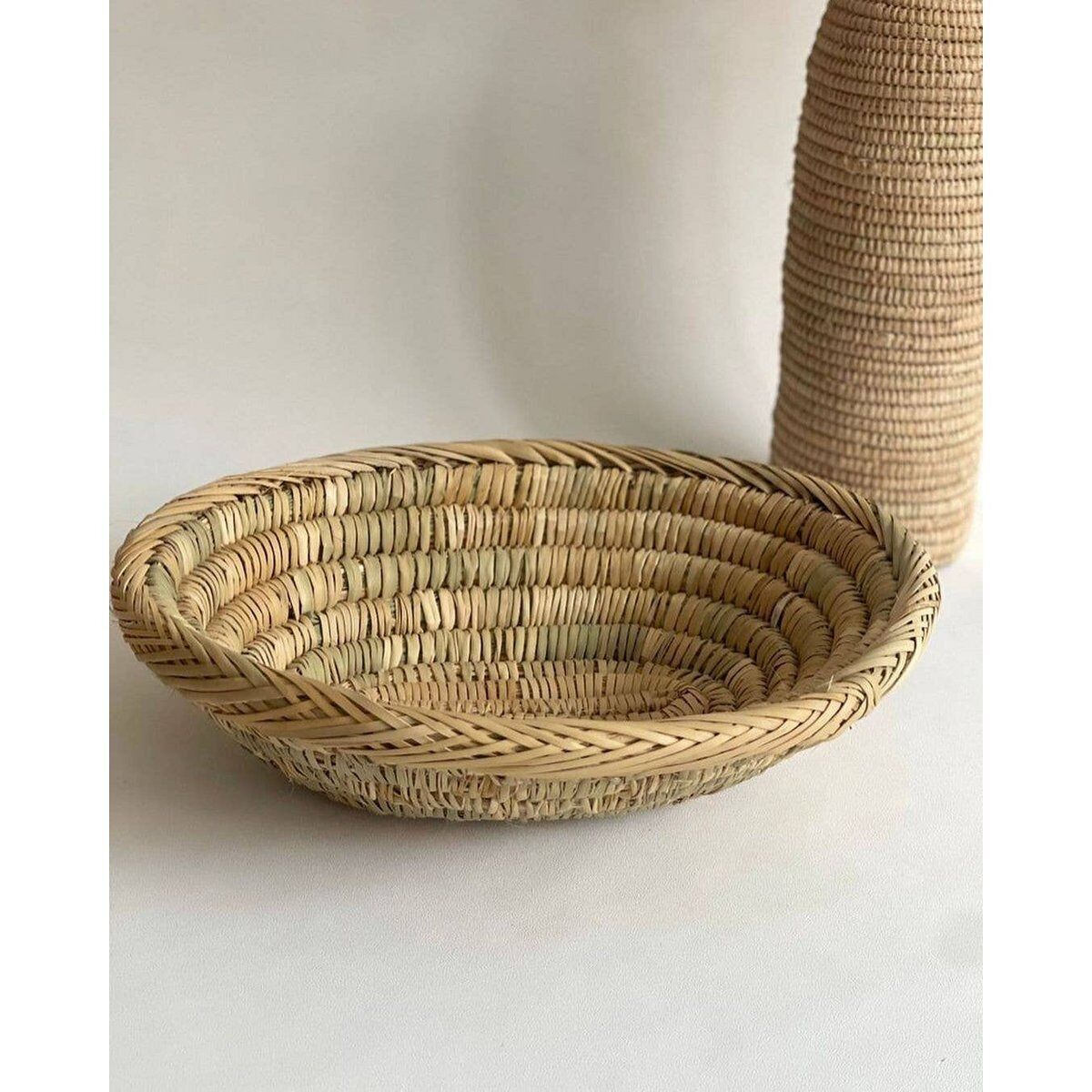 Handwoven Palm Leaf Basket – Fruit, Bread & Decorative Storage