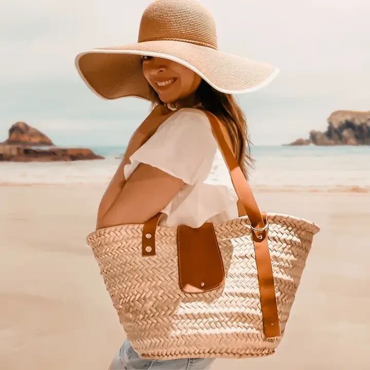 French Market Basket – Straw Bag with Leather Flap
