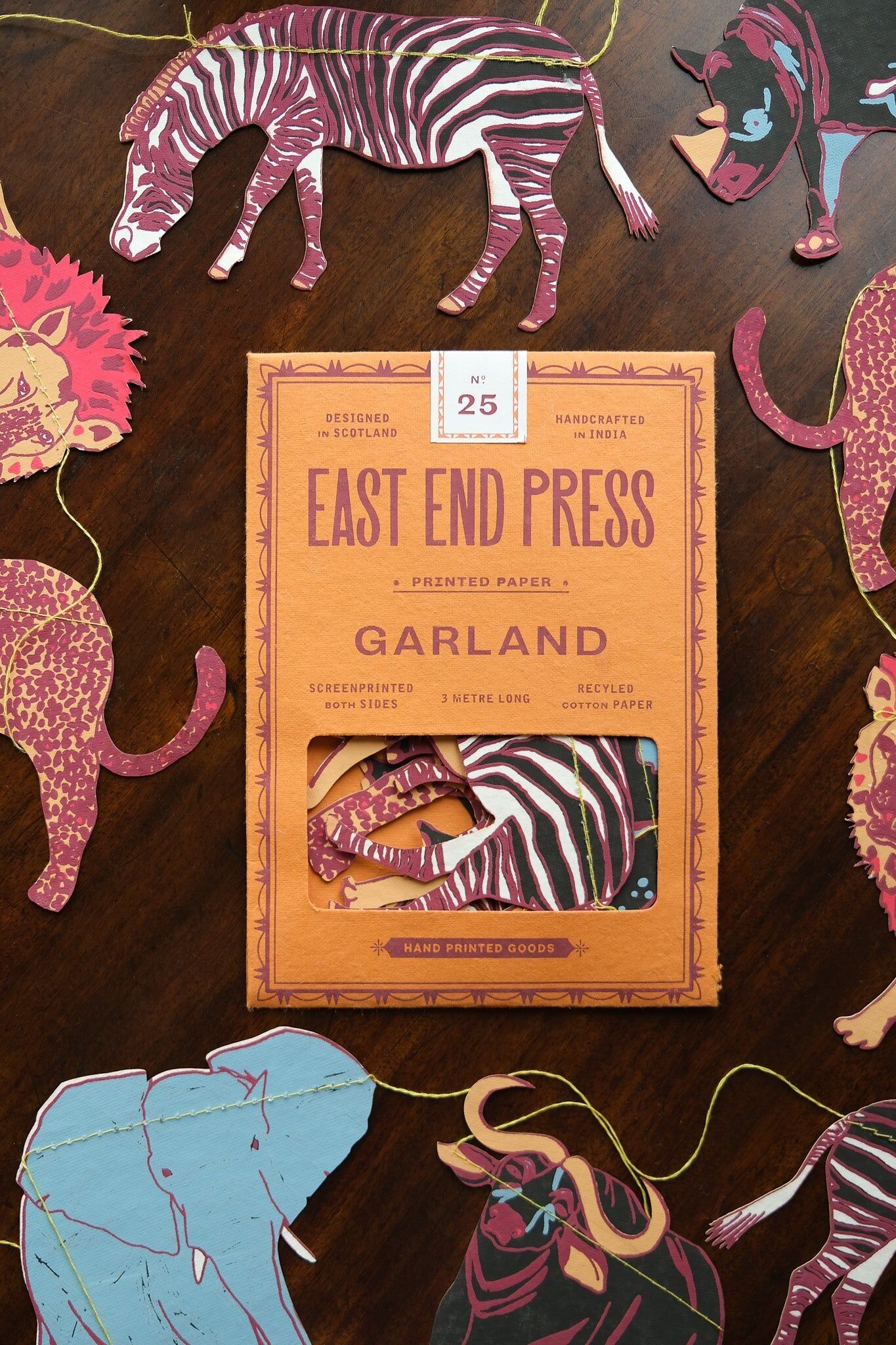 Genähte Girlande mit Safari-Tieren