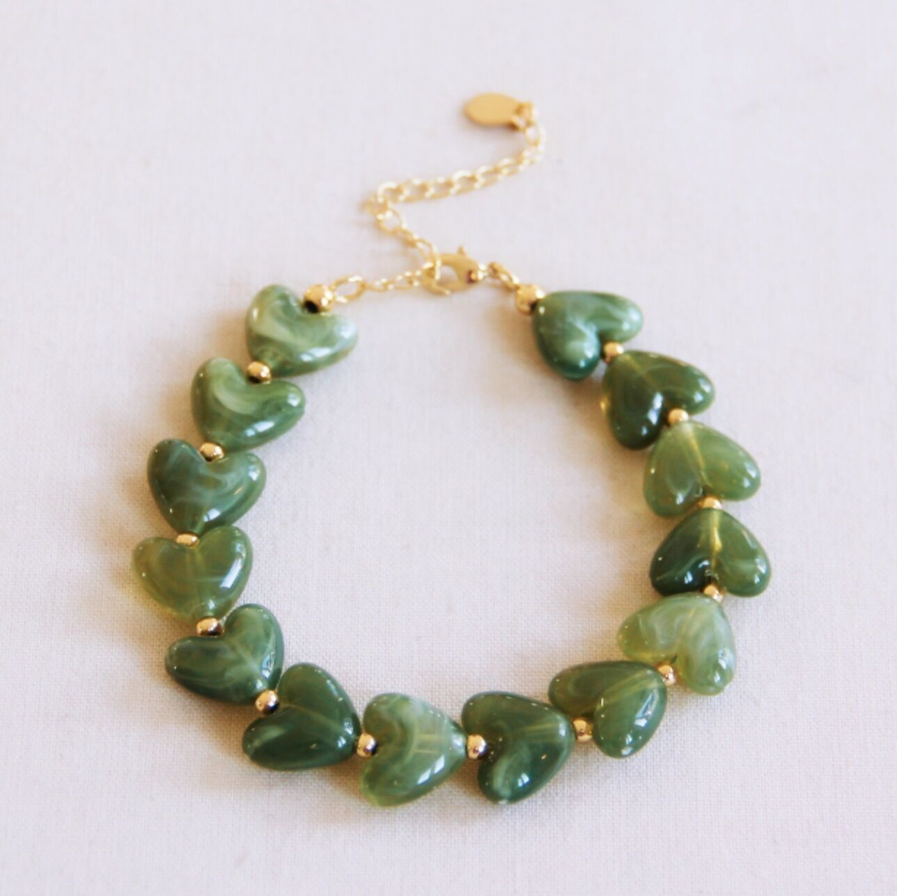 Pulsera de cuentas de corazón de resina XL - verde