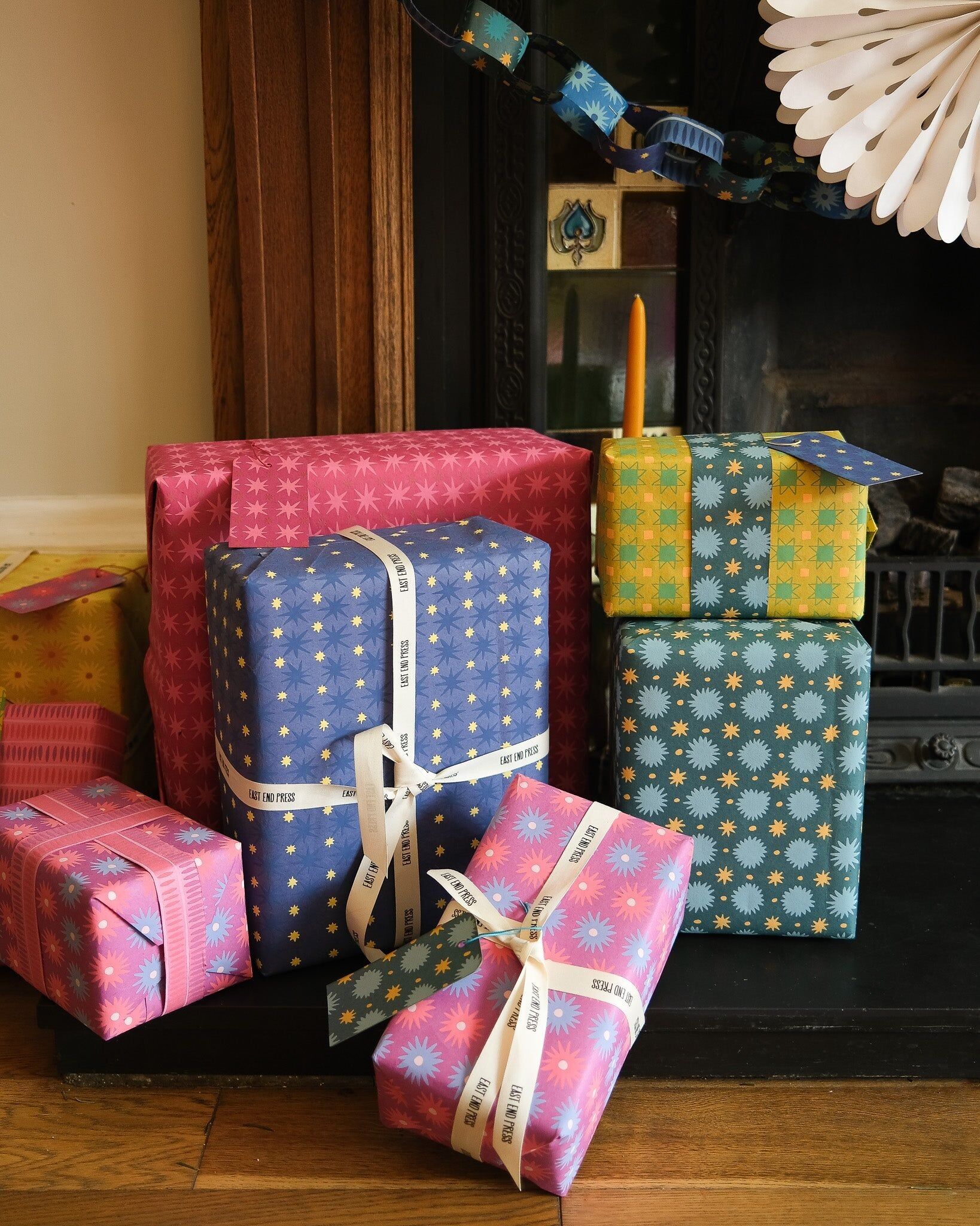 Papel de regalo de cielo de medianoche