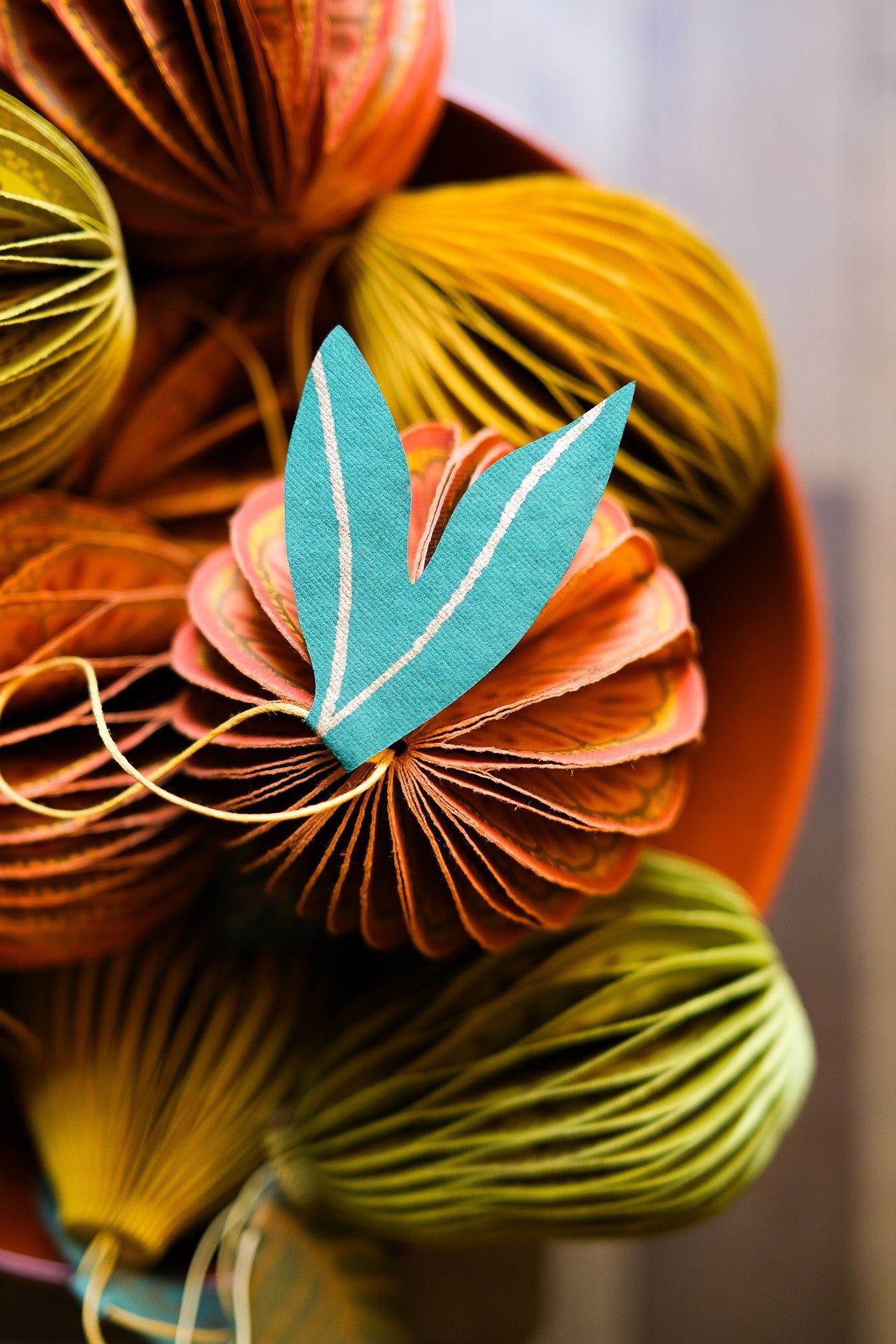 Adorno de panal naranja