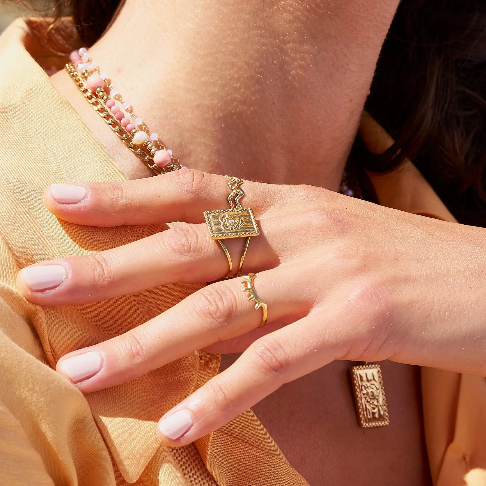Buy wholesale Ring with rectangular piece, heart and rhinestone
