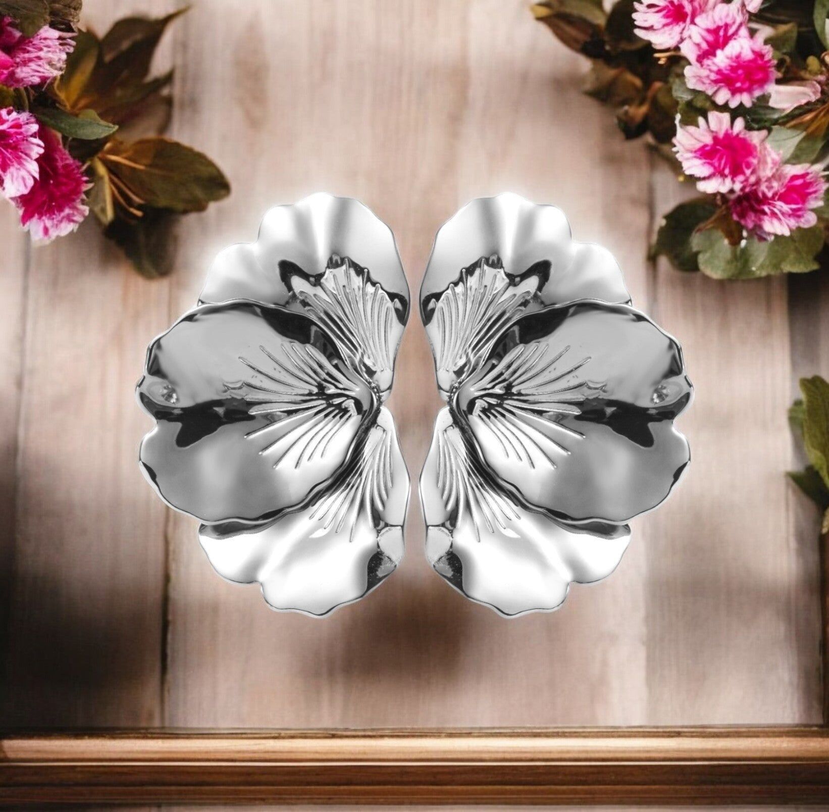 "MAJESTUEUSE" earrings in silver stainless steel