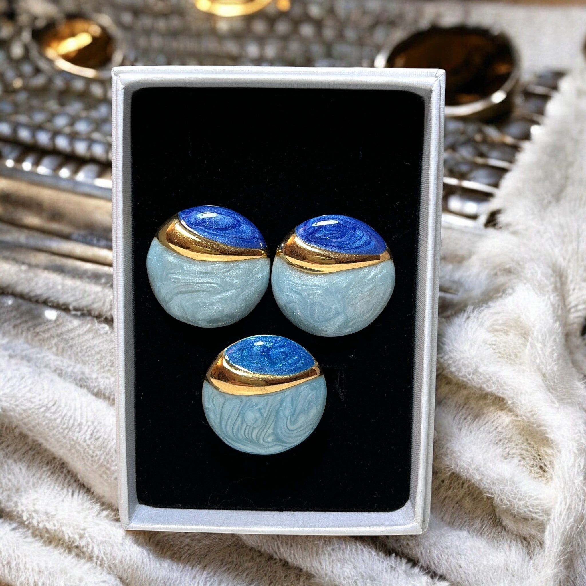 Costume jewelry set - ring and earrings