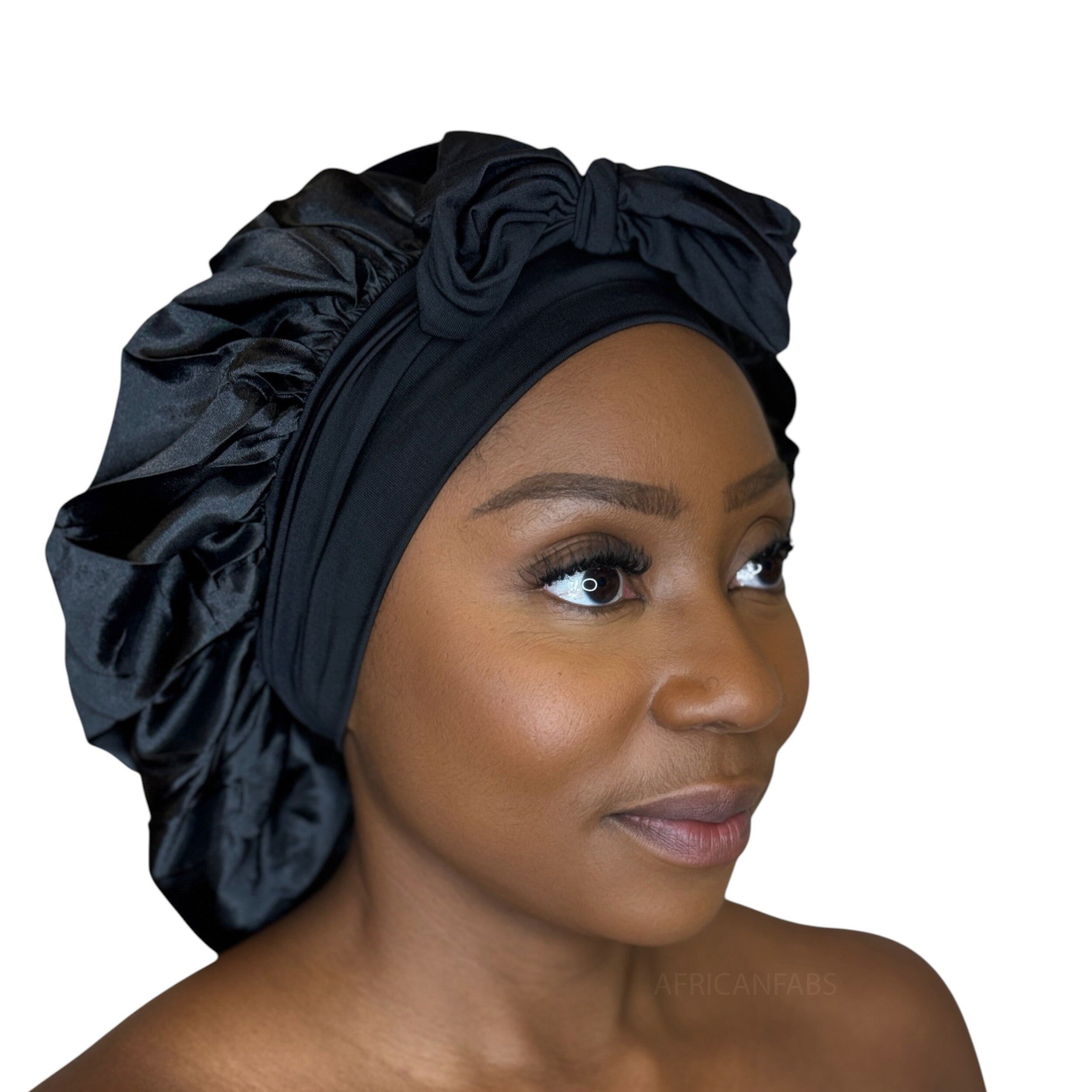 Bonnet de nuit en satin avec sangles - Noir (Bonnet de nuit en satin)