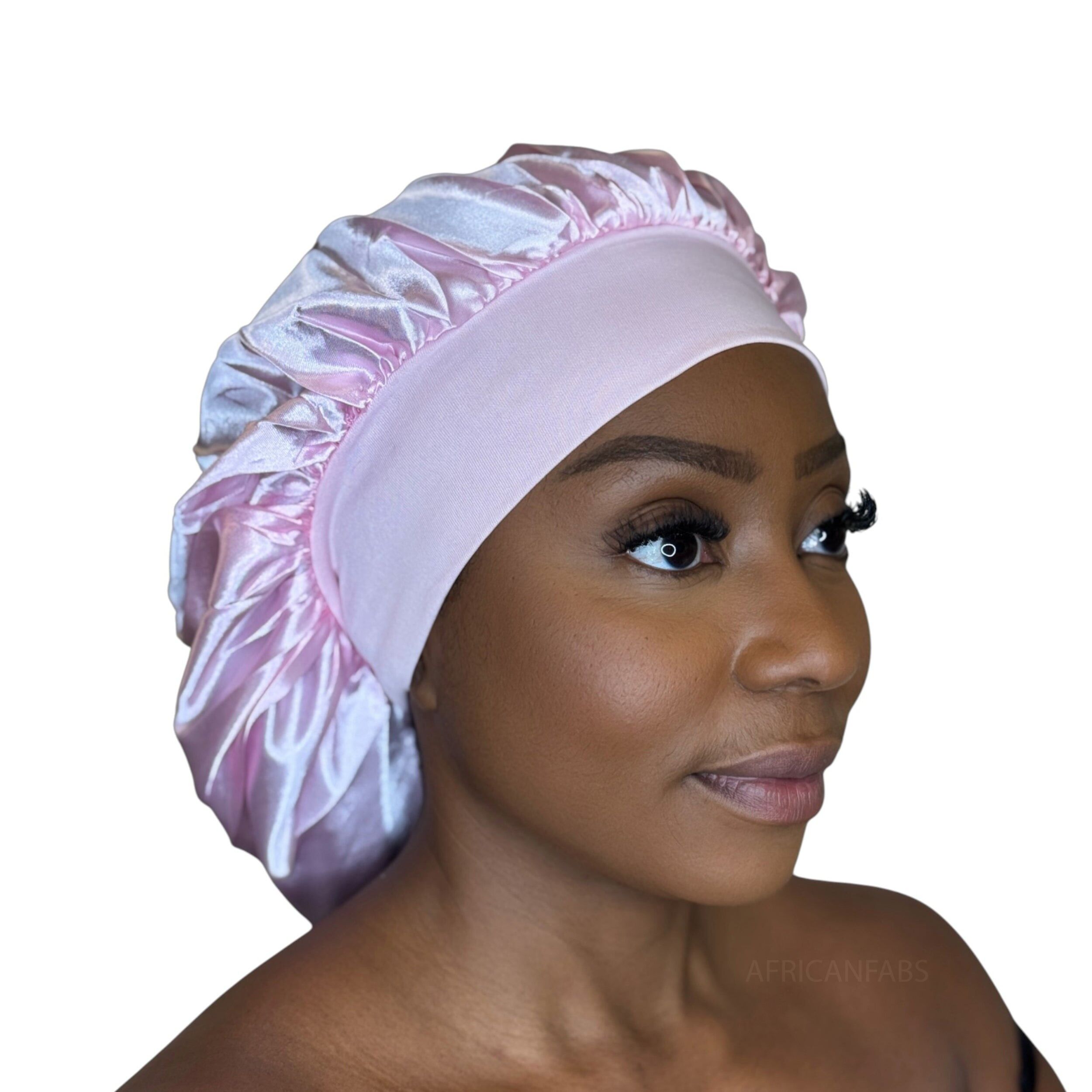 Bonnet en satin rose (bonnet de nuit en satin)