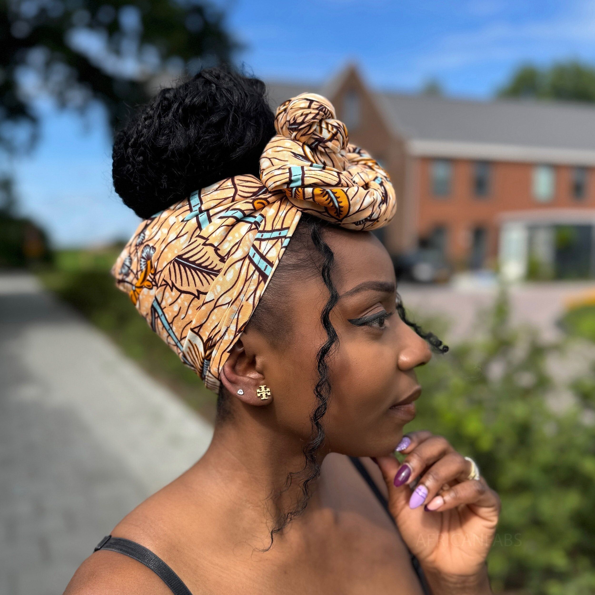 Afrikanisches Kopftuch – Lachsfarbene Blütenstängel