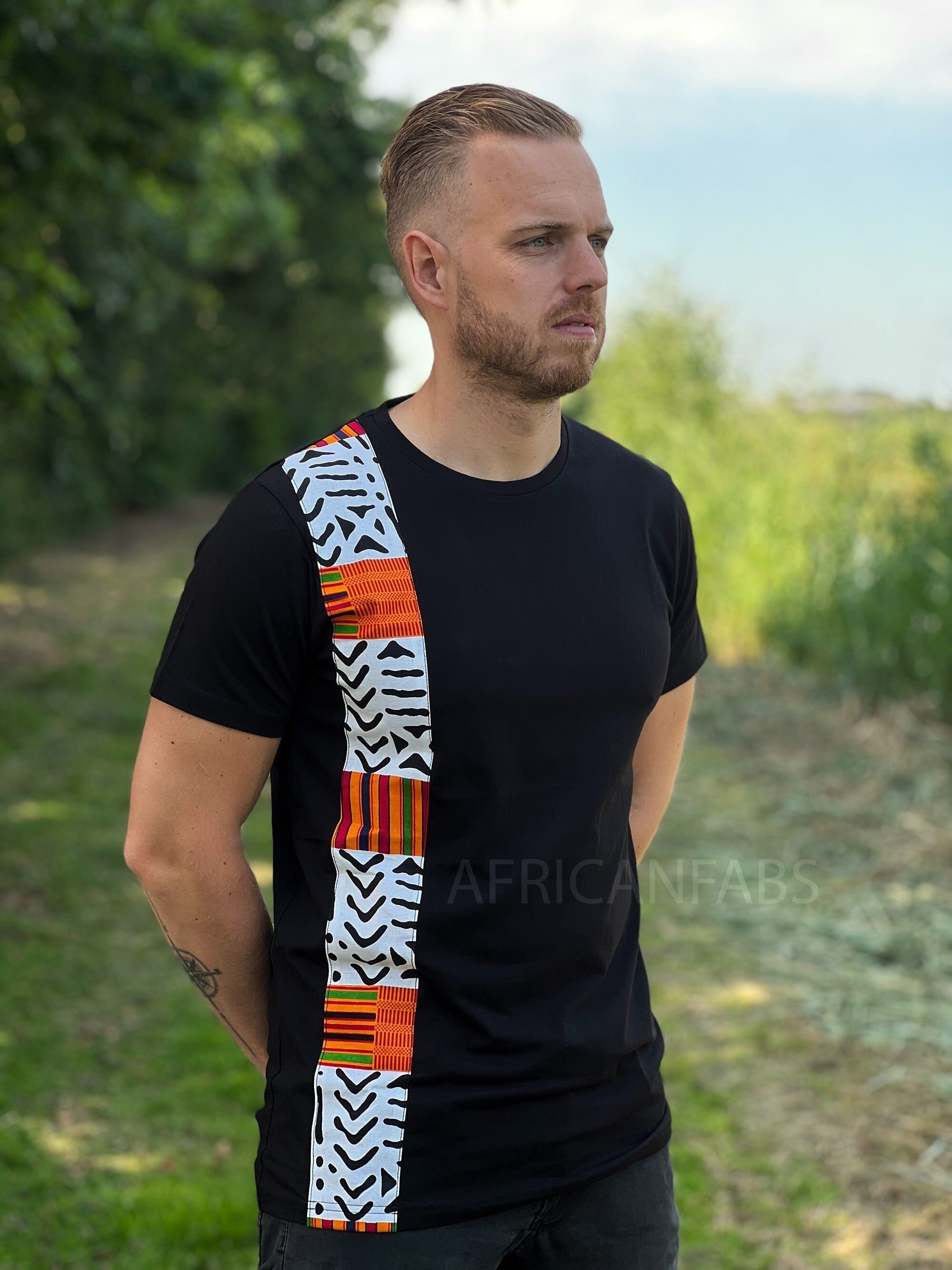 T-Shirt mit afrikanischen Musterdetails - weißes Bogolan Kente-Band