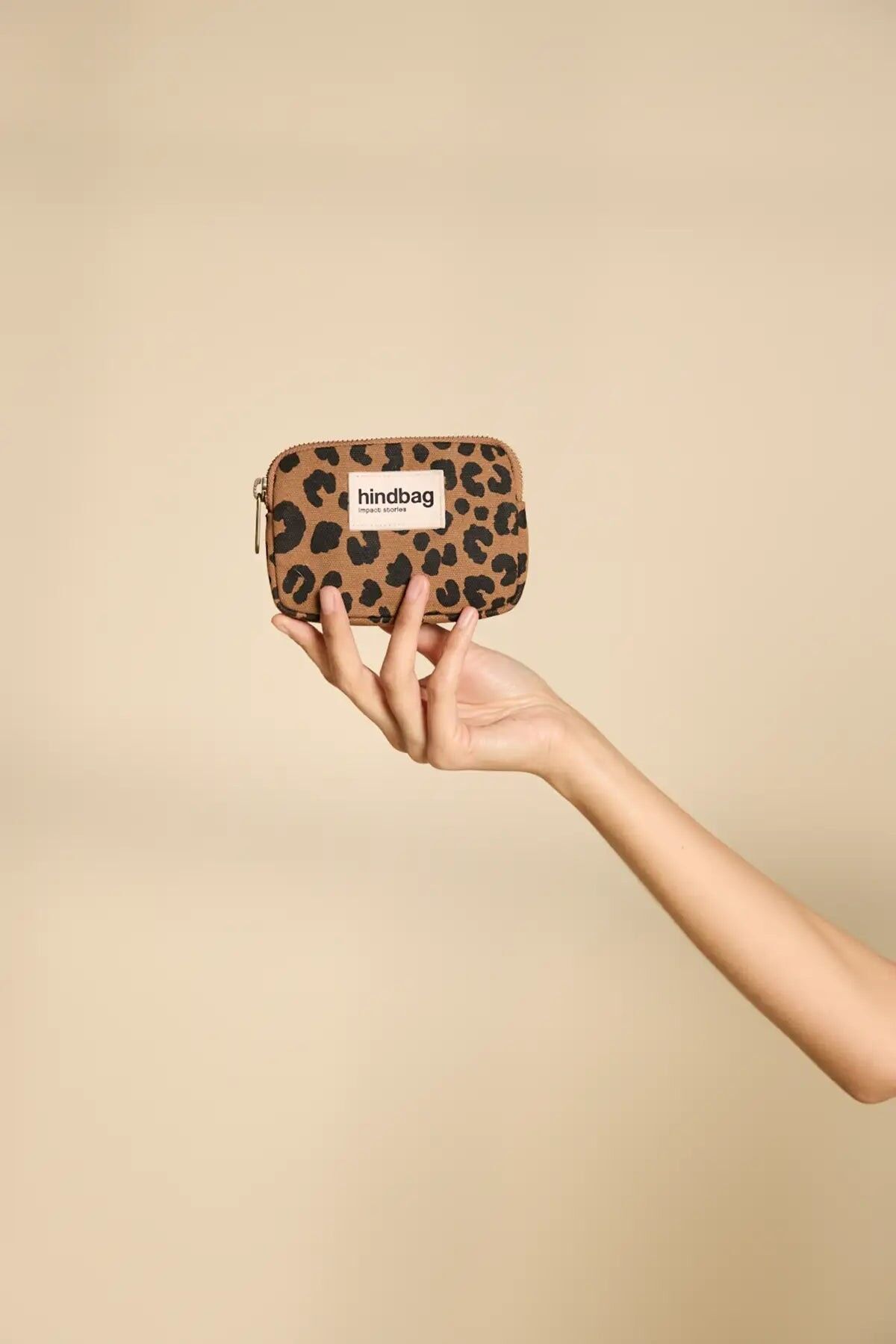 Lili Leopard Cinnamon purse