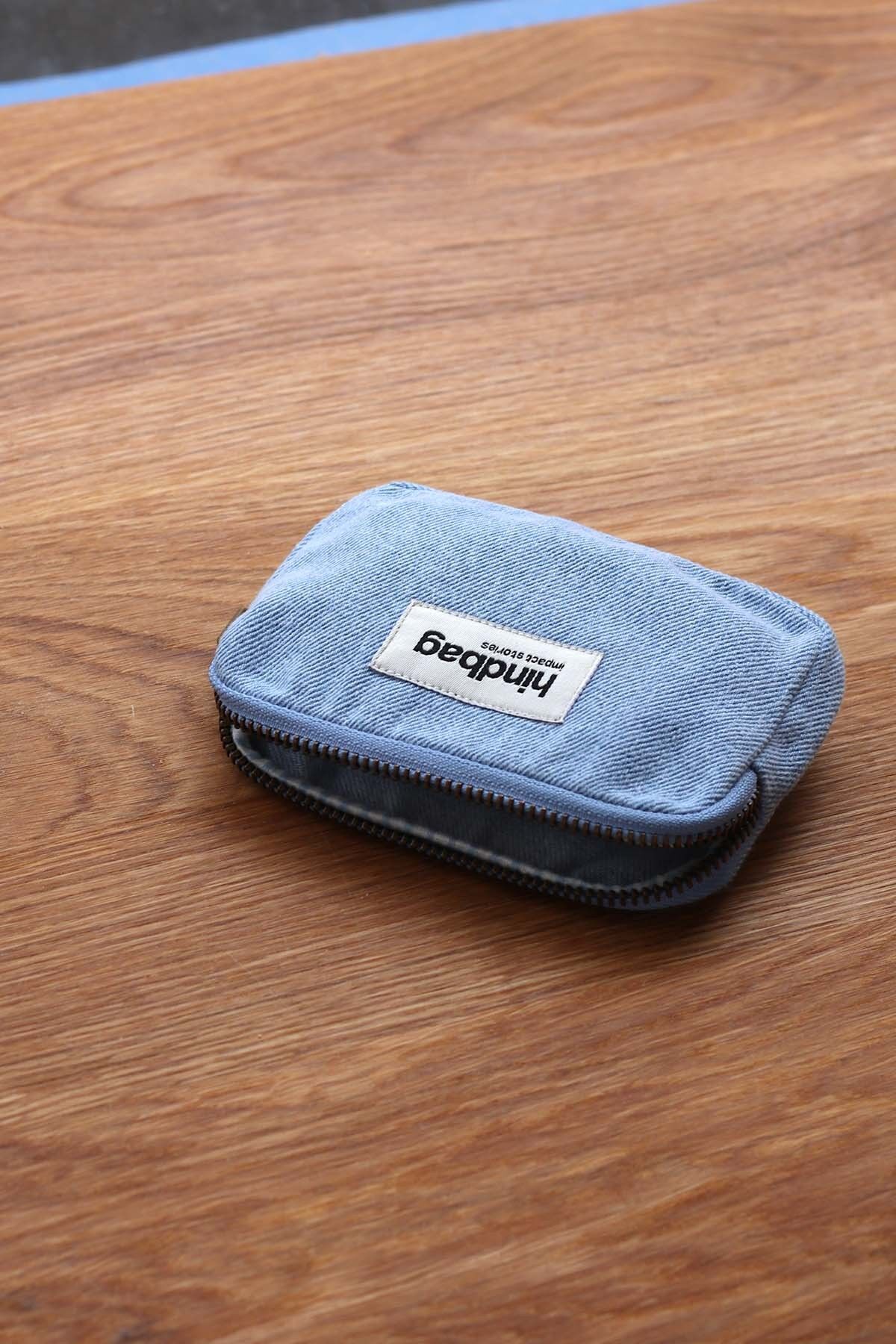 Lili Denim blue coin purse