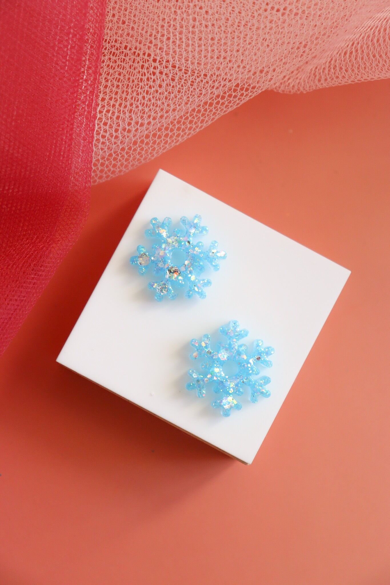 Blaue Schneeflocken-Pool-Creolen