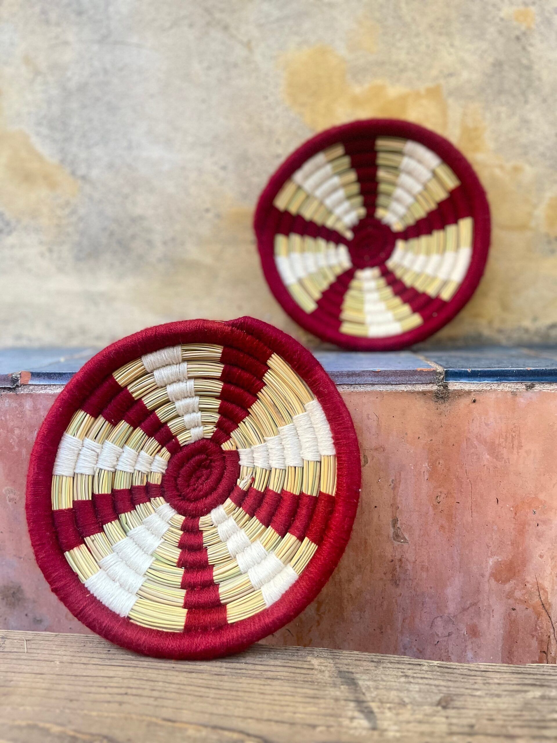 Flacher Korb – Handgefertigte marokkanische Dekoration 🌿✨