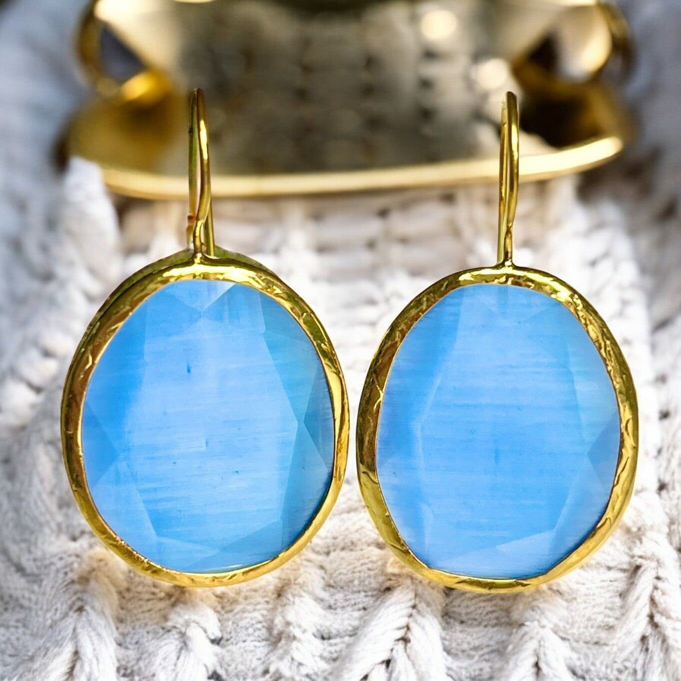 "LONG BEACH" earrings, natural stone, blue agate, gilded with fine gold