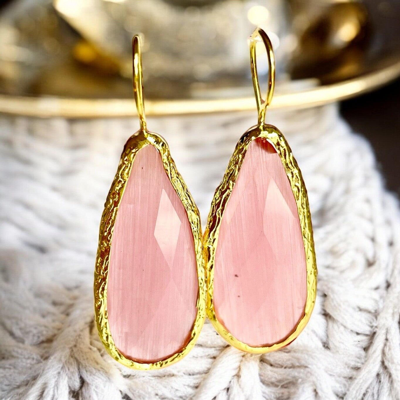 "TAHITI" earrings natural stone Pink Agate gilded with fine gold - long