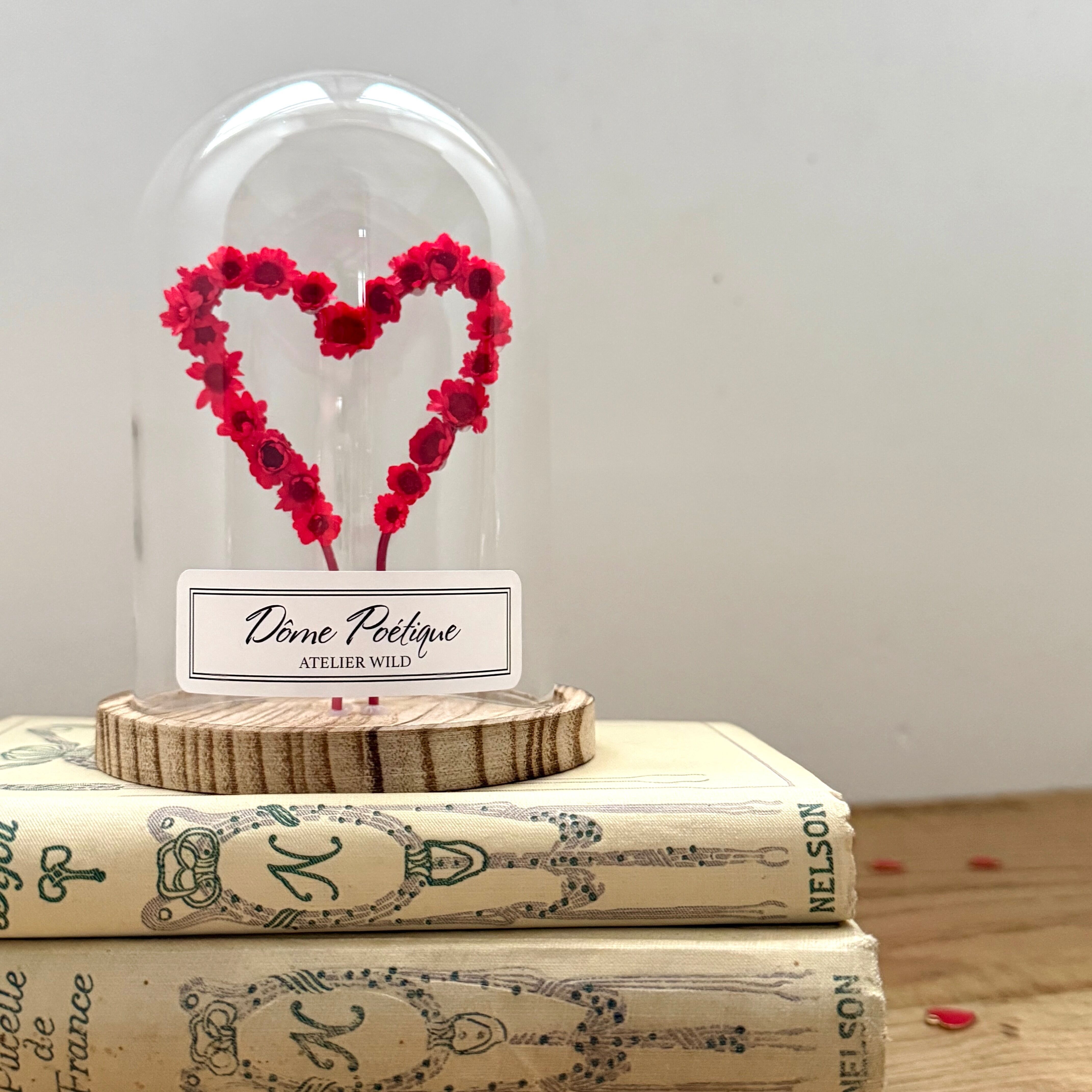 Cupola poetica di San Valentino — Cuore di glicine rosso
