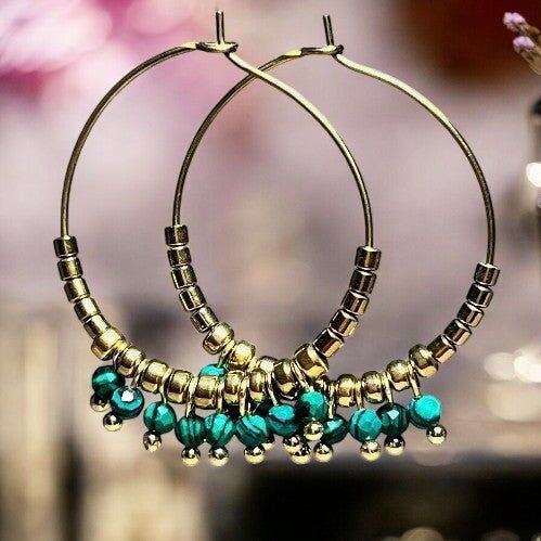“SERENITY” hoop earrings with malachite stone