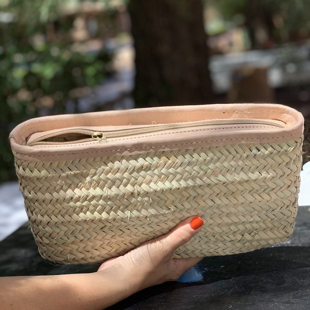 Armreif-Etui – Handgewebte Clutch aus Binsen mit Lederbesatz