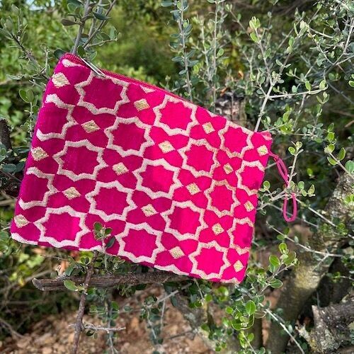 Pochette rose à motif zellige – Pochette à motif de carreaux marocains