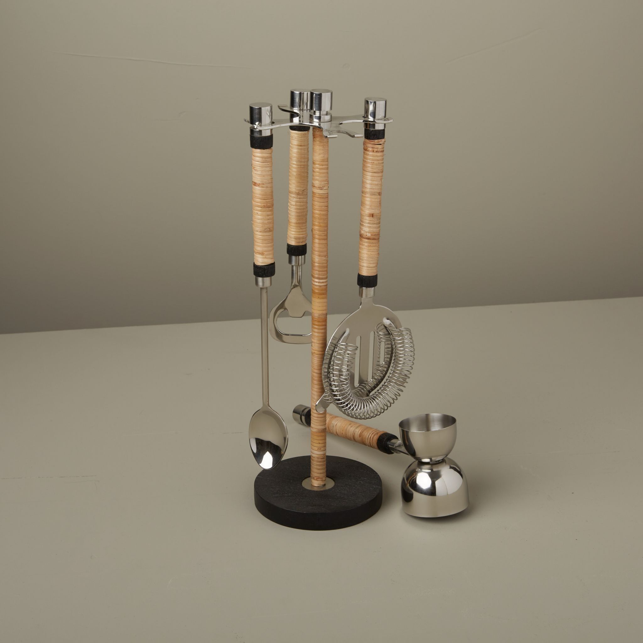Arendal Rattan Hanging Bar Tool Set